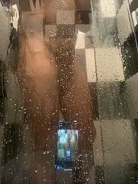 Snapshot of _DignoDePutaria_ chatting on 10/30/25, 08:39 DignoDePutaria online show from 10/30/25, 08:39