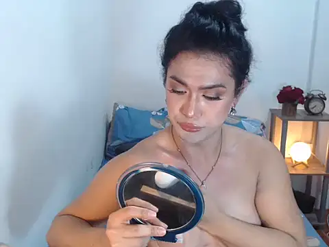 GirlfriendRhian online show from 11/05/25, 05:10