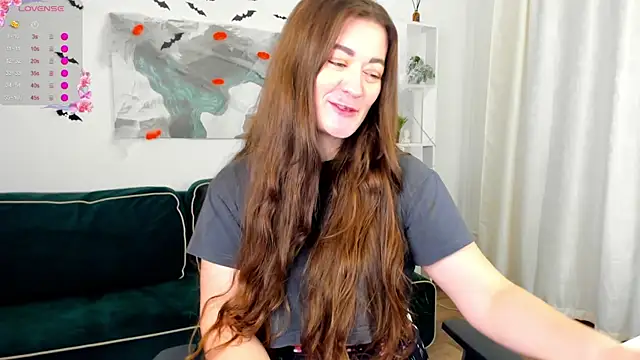 LiyaDaily online show from 10/30/25, 01:48