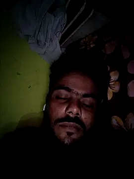 Snapshot of devil_boy_0909 chatting on 10/27/25, 04:08 devil boy 0909 online show from 10/27/25, 04:08