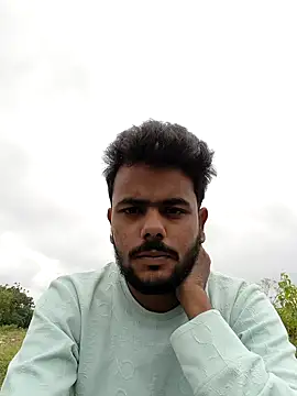 Snapshot of devil_boy_0909 chatting on 10/27/25, 03:18 devil boy 0909 online show from 10/27/25, 03:18