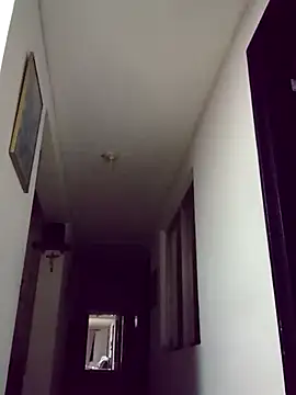 SkinniYamo online show from 04/14/26, 05:23