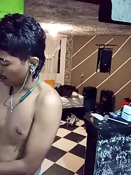 SkinniYamo online show from 03/28/26, 03:51