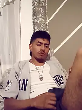 SkinniYamo online show from 03/02/26, 07:09