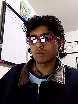 SkinniYamo online show from 02/20/26, 11:50