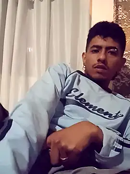 SkinniYamo online show from 03/04/26, 05:59