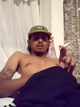 SkinniYamo online show from 03/18/26, 03:42