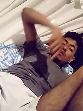 SkinniYamo online show from 03/13/26, 04:50