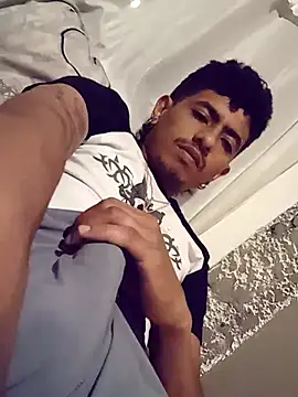 SkinniYamo online show from 03/11/26, 05:34