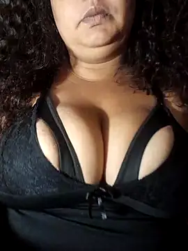 safirahot69 online show from 11/26/25, 03:17