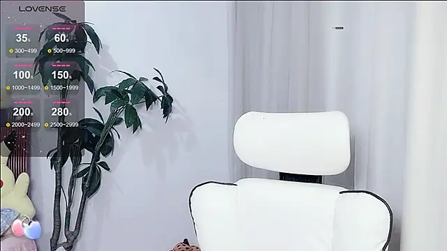 Tangt- online show from 11/09/25, 11:47