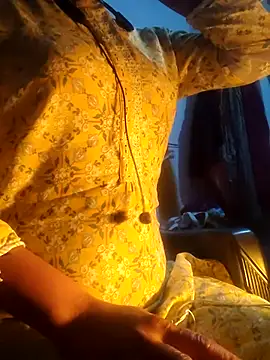 Hot-Rubyy online show from 02/14/26, 05:35