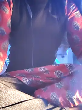 Hot-Rubyy online show from 12/17/25, 09:14