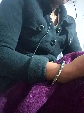 Hot-Rubyy online show from 01/17/26, 05:49