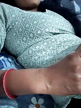 Hot-Rubyy online show from 03/11/26, 04:34