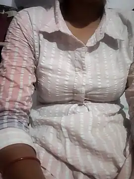 Hot-Rubyy online show from 04/07/26, 06:32