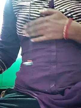 Hot-Rubyy online show from 12/01/25, 09:21