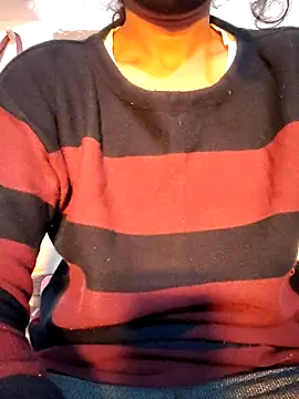 Hot-Rubyy online show from 11/30/25, 03:57