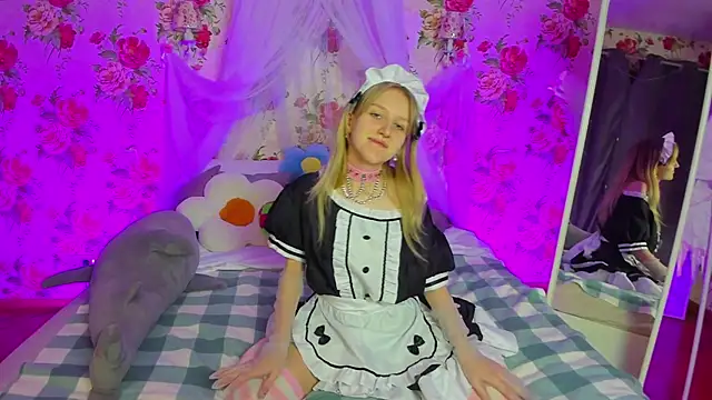 KissChristie   online show from 11/07/25, 07:18