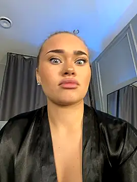 MilaRaven online show from 11/30/25, 06:58