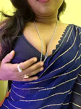 Sexy-suhana- online show from 12/23/25, 08:35