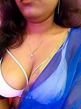 menaxi-baby7 online show from 12/19/25, 04:38