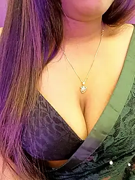 menaxi-baby7 online show from 01/08/26, 11:33