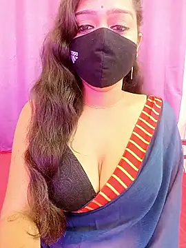 menaxi-baby7 online show from 12/23/25, 12:54