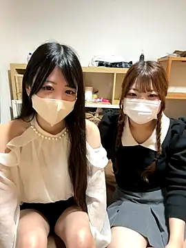 Snapshot of mayunod chatting on 10/26/25, 12:27 mayunod online show from 10/26/25, 12:27