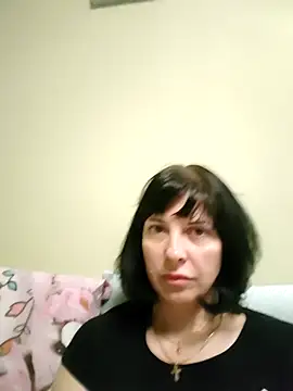 Snapshot of Viknika chatting on 10/26/25, 03:23 Viknika online show from 10/26/25, 03:23