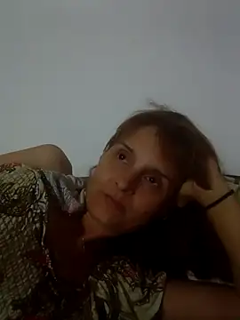 Snapshot of h_Lettyh chatting on 11/04/25, 10:57 h Lettyh online show from 11/04/25, 10:57