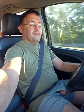 Latinesc online show from 02/24/26, 10:10