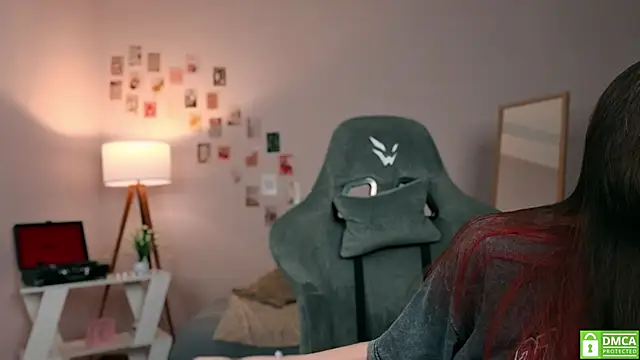 yourfrenchteacher online show from 10/28/25, 03:40