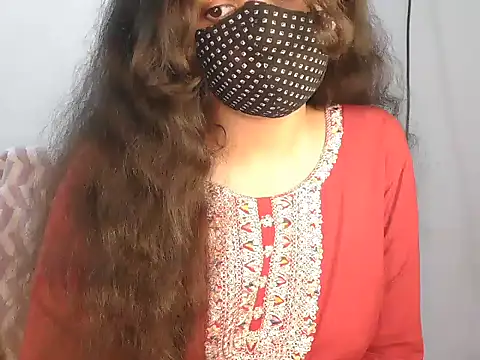 Cutie Sonam online show from 04/03/26, 12:06