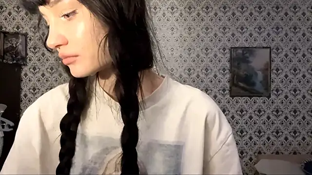 SofiaDreams09 online show from 11/28/25, 01:55