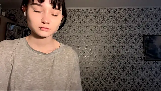 SofiaDreams09 online show from 11/08/25, 06:06