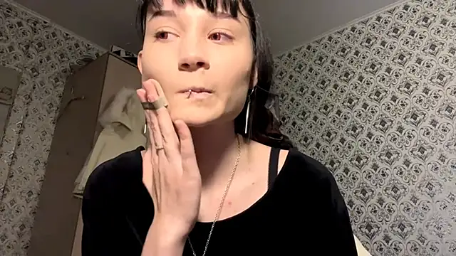 SofiaDreams09 online show from 11/02/25, 02:11