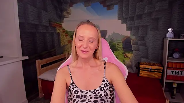 ScarlettPalmer online show from 01/09/26, 10:44