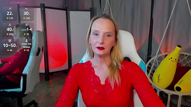 Snapshot of ScarlettPalmer chatting on 11/28/25, 10:15 ScarlettPalmer online show from 11/28/25, 10:15