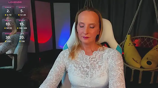 Snapshot of ScarlettPalmer chatting on 11/26/25, 10:15 ScarlettPalmer online show from 11/26/25, 10:15