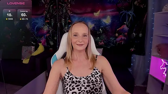 ScarlettPalmer online show from 04/04/26, 12:01