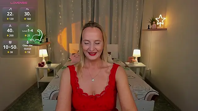 Snapshot of ScarlettPalmer chatting on 10/31/25, 10:23 ScarlettPalmer online show from 10/31/25, 10:23