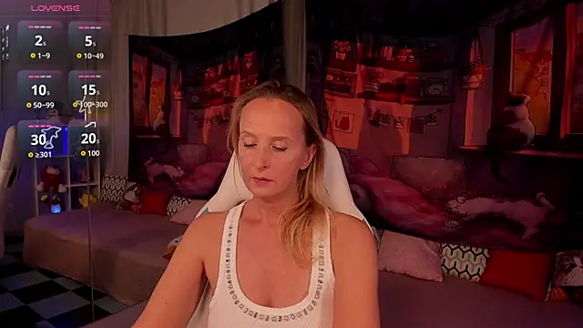 Snapshot of ScarlettPalmer chatting on 10/29/25, 10:36 ScarlettPalmer online show from 10/29/25, 10:36