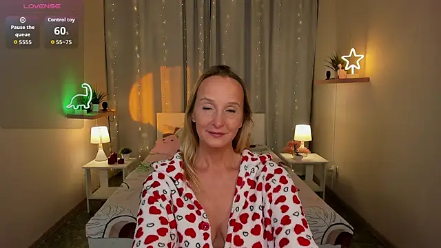 Snapshot of ScarlettPalmer chatting on 11/04/25, 10:30 ScarlettPalmer online show from 11/04/25, 10:30