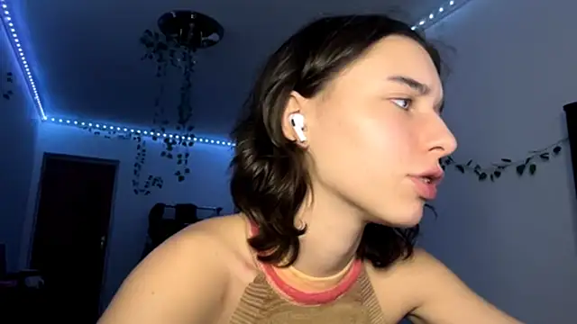 LilithFlamey online show from 12/02/25, 06:20