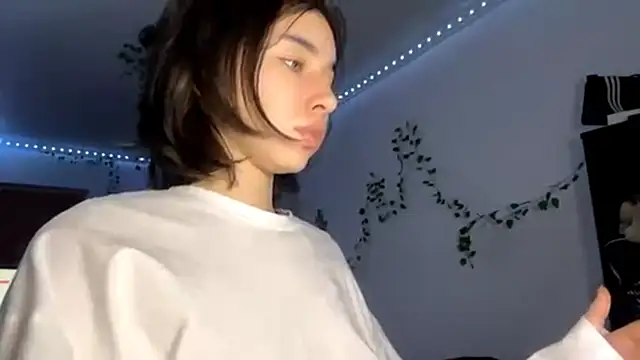 LilithFlamey online show from 11/25/25, 04:18