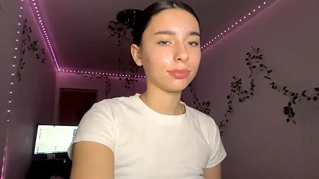 LilithFlamey online show from 11/24/25, 04:18