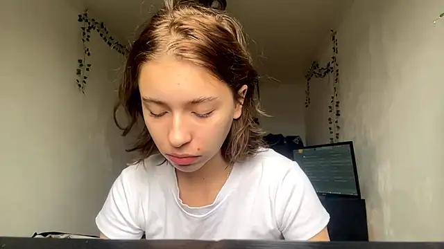 LilithFlamey online show from 11/12/25, 07:12