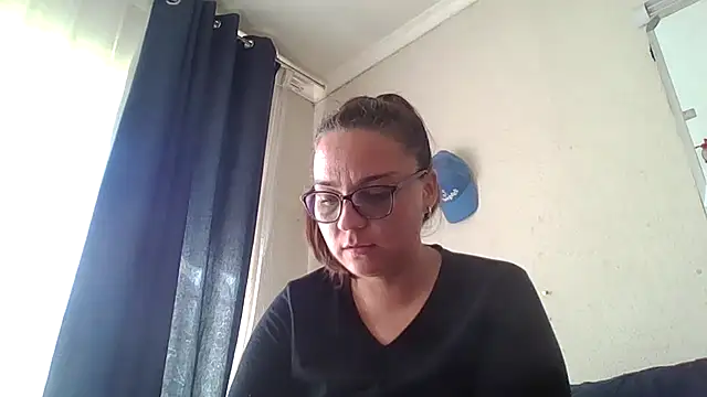 Snapshot of lilMissMarli chatting on 07/15/26, 09:27 lilMissMarli online show from 07/15/26, 09:27