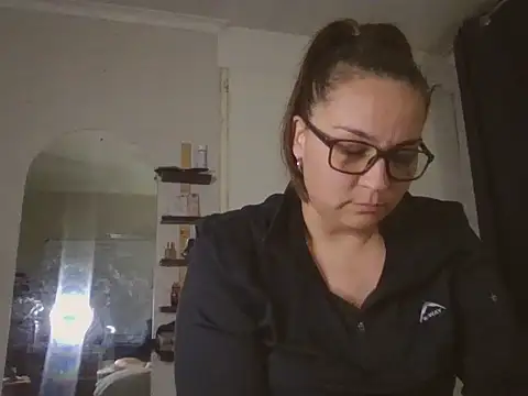 lilMissMarli online show from 11/20/25, 07:47